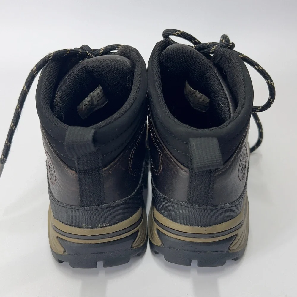 TIMBERLAND Boys Size 13 Brown Hiking Boot.